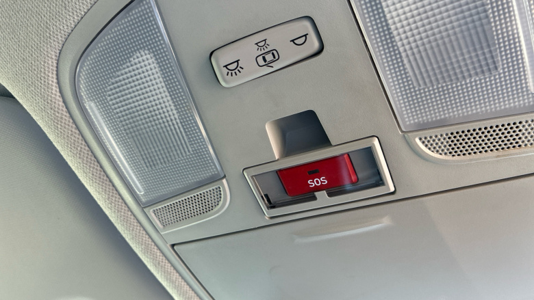 Hyundai KONA 100kW Premium 39kWh 5dr Auto Electric Hatchback